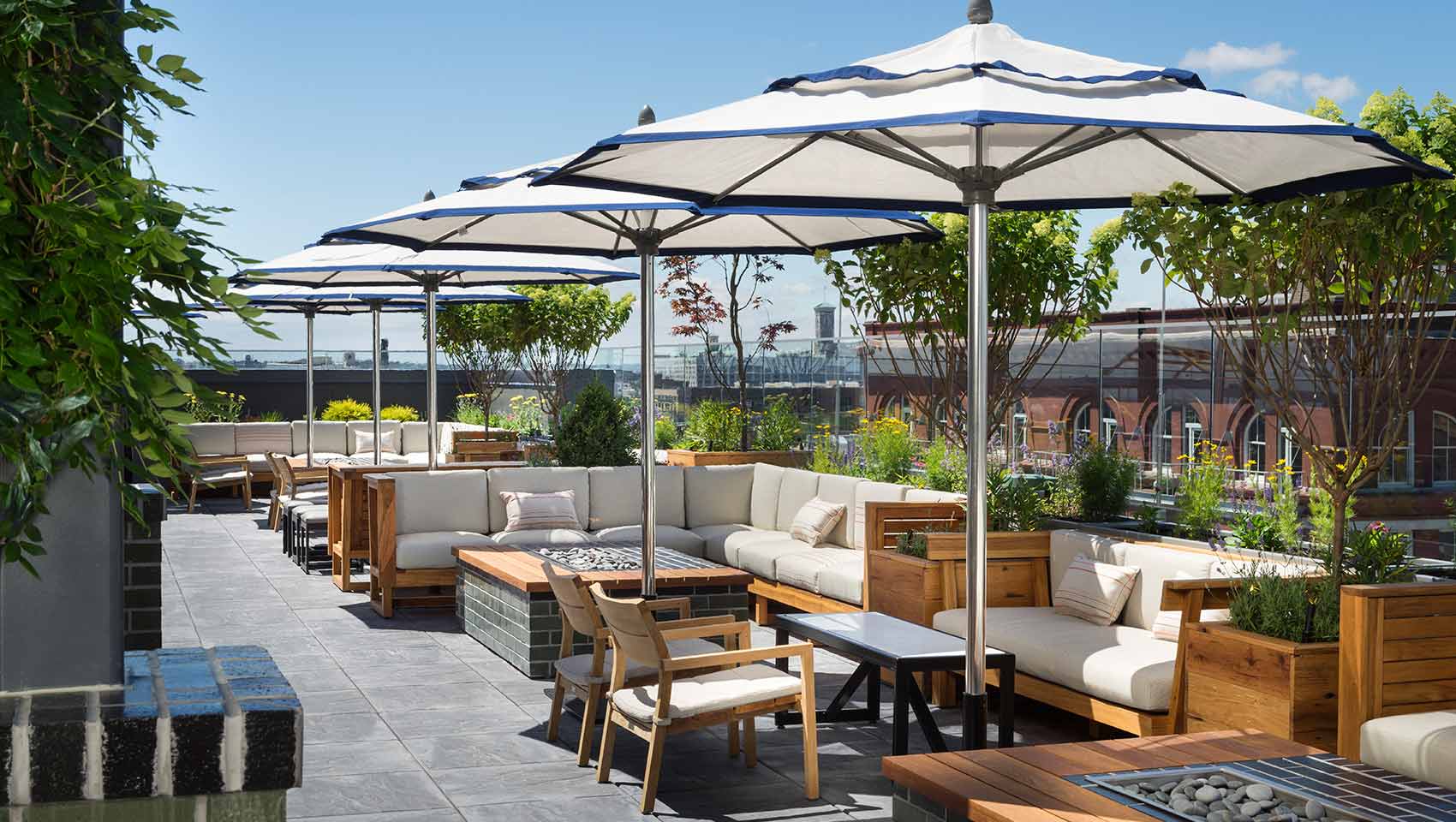 Kimpton The Journeyman outdoor seating