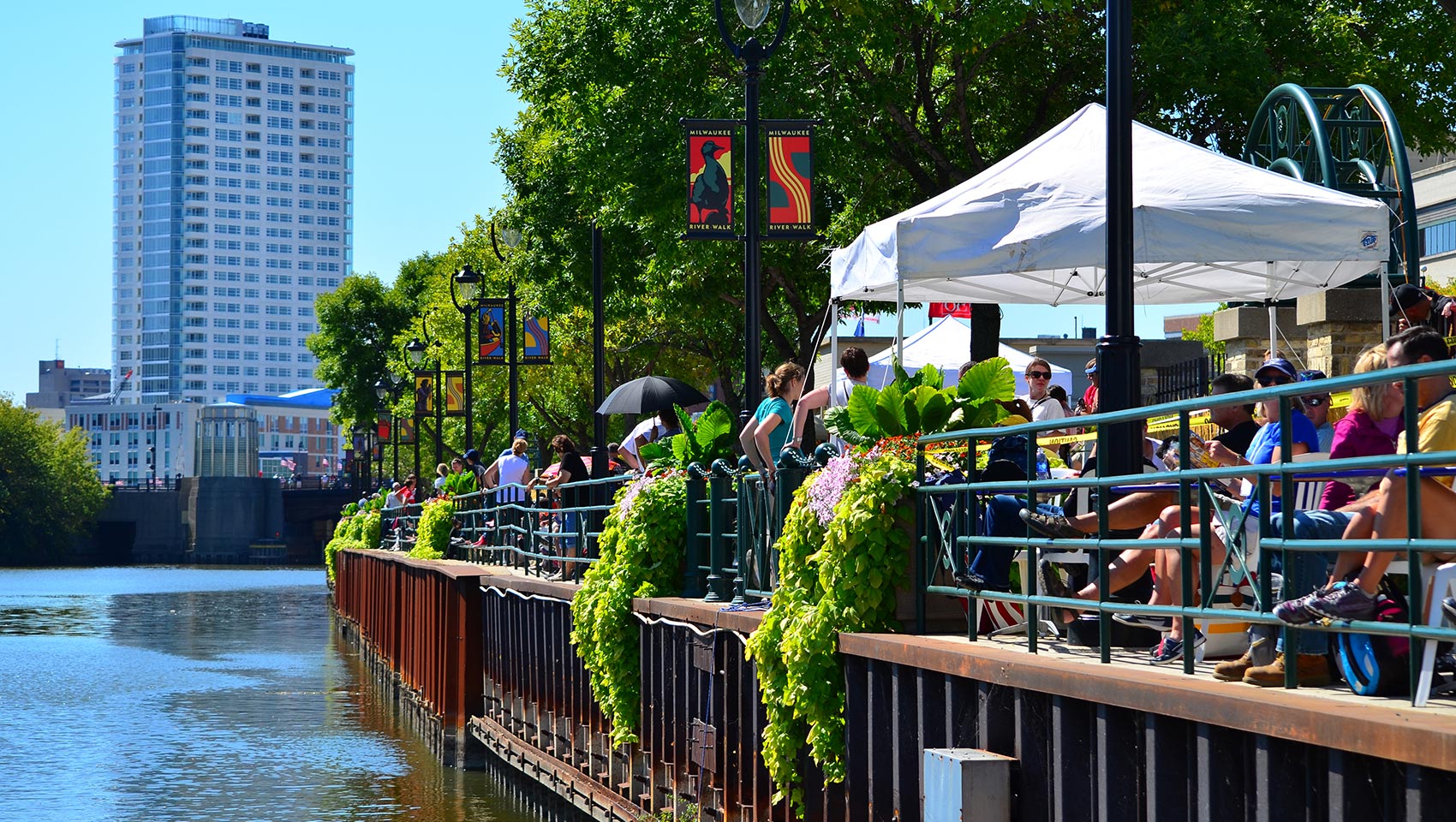 Milwaukee Riverwalk